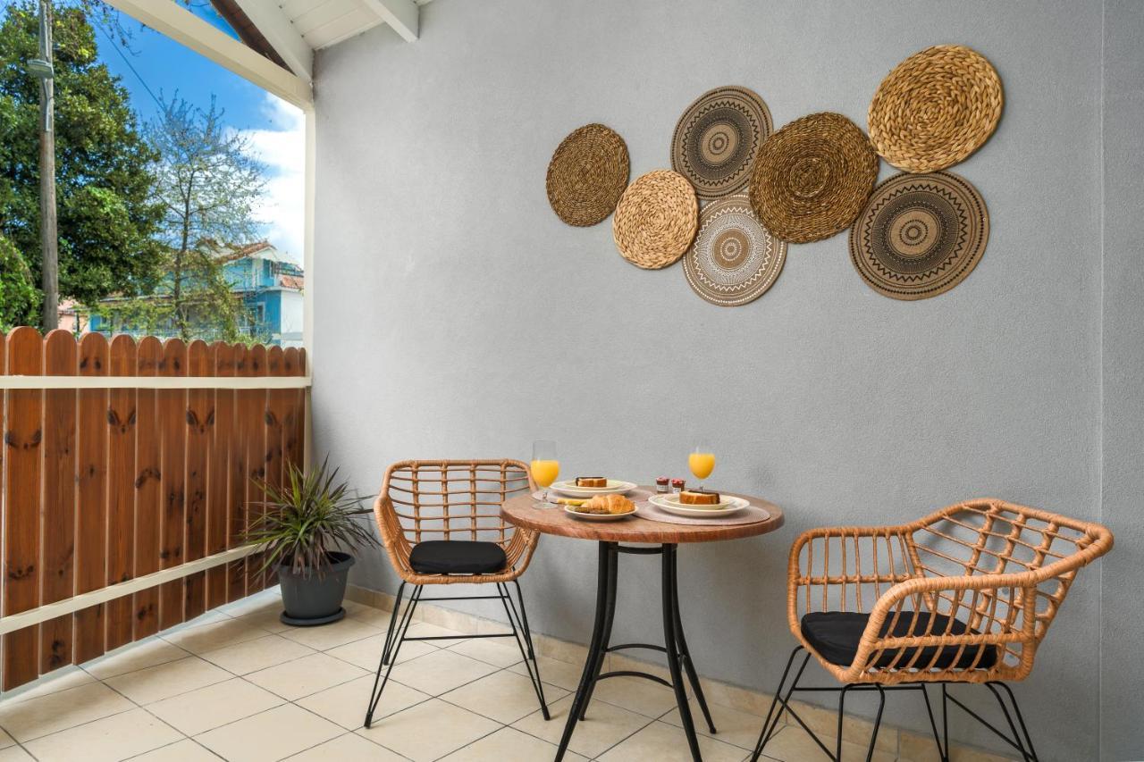 Iris & Rhea Junior Suites 티실리비 외부 사진