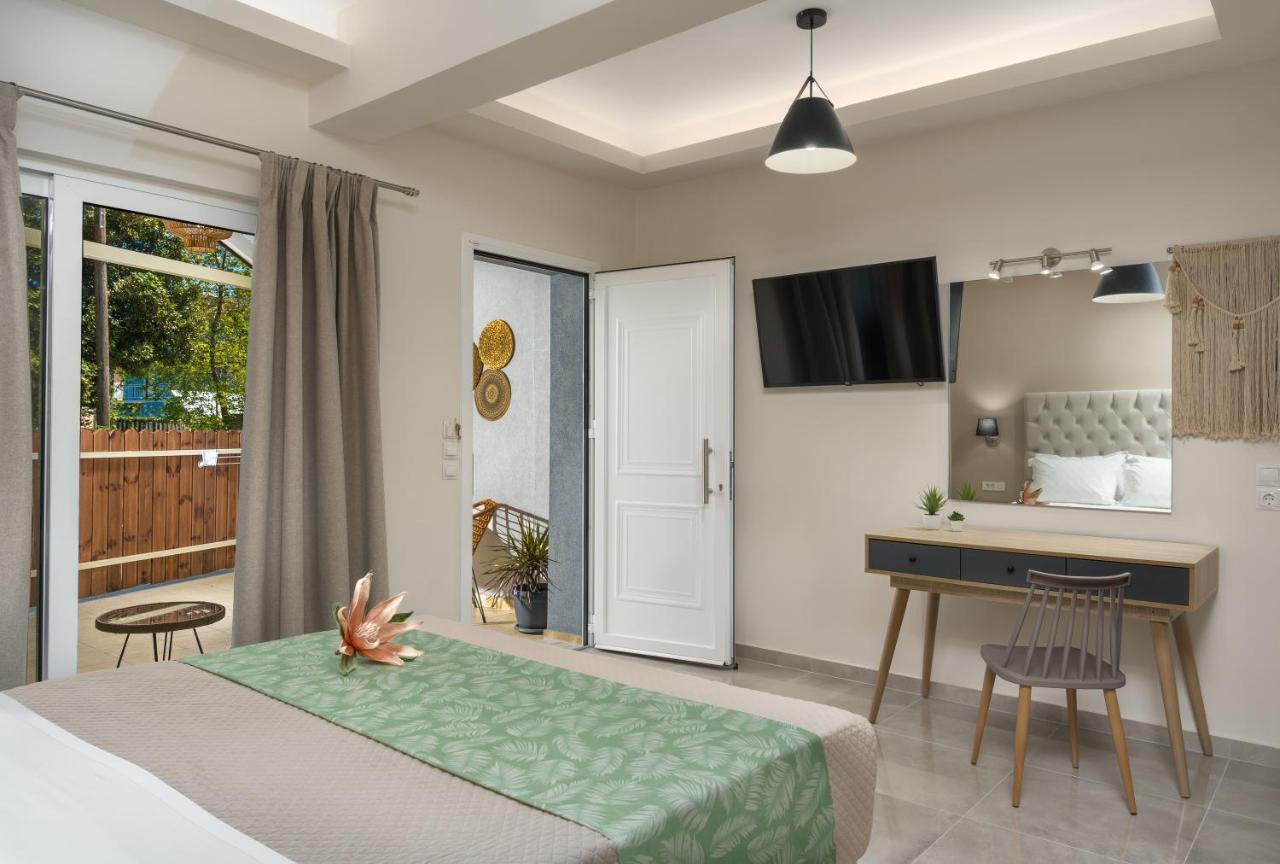 Iris & Rhea Junior Suites 티실리비 외부 사진